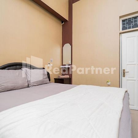 Hotel Omah Kalimosodo Mitra Reddoorz Near Stasiun Malang Kota Baru Exterior foto